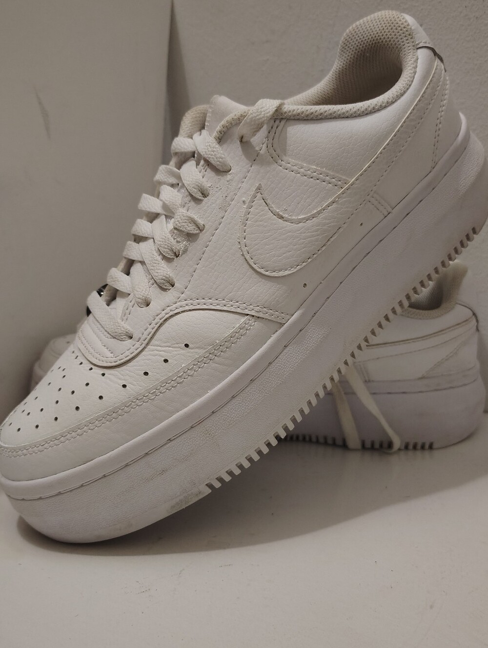 Nike Women's Court Version Size 11 White Lug Soul Platform Sneakers